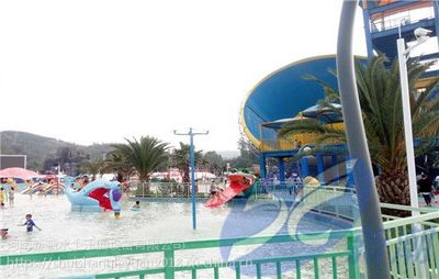 玻璃鋼水上樂園設備制造廠家、人工造浪設施、新潮游樂兒童水屋