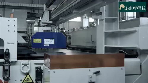 鋼卷進(jìn)去車(chē)殼出來(lái),全程零人工,寶馬工廠實(shí)拍